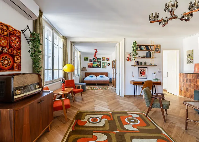 Artsy Loft Downtown 1&2 بودابست