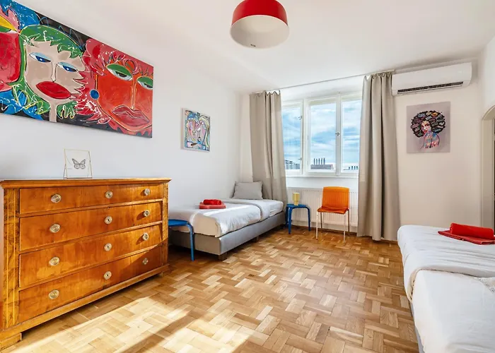 Artsy Loft Downtown 1&2 شقة بودابست