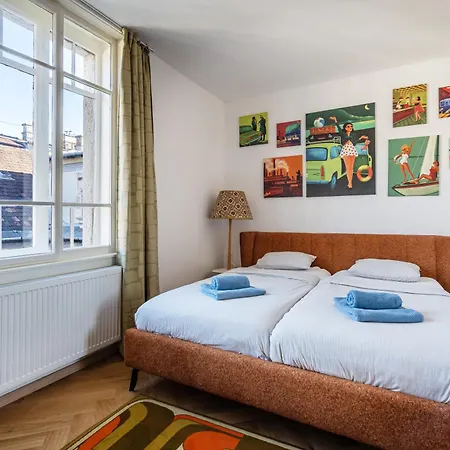 Artsy Loft Downtown 1&2 דירה בודפשט
