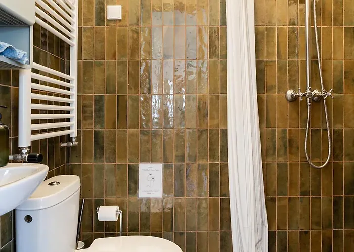 Artsy Loft Downtown 1&2 Apartment *