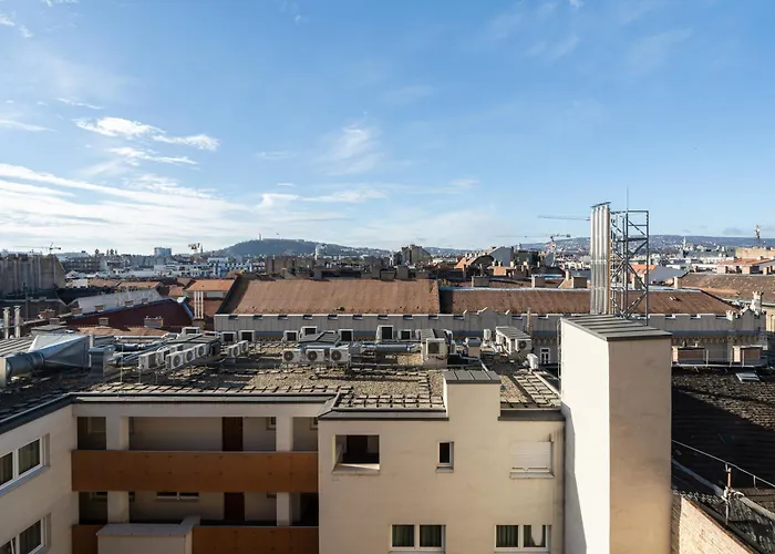 Artsy Loft Downtown 1&2