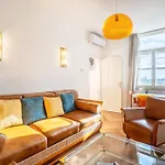Artsy Loft Downtown 1&2 아파트